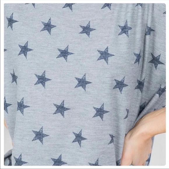Star⭐️ print ruffle sleeve top - Picture 9 of 9